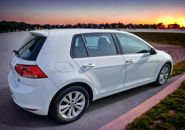 Volkswagen Golf cena 38500 przebieg: 126000, rok produkcji 2015 z Sompolno małe 631